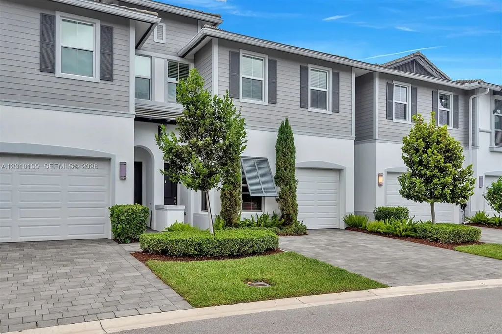 22954 Clear Echo Drive Boca Raton FL 33433