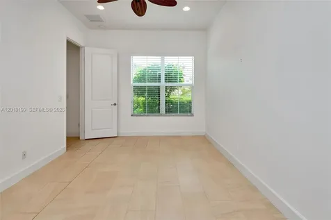 22954 Clear Echo Drive Boca Raton FL 33433
