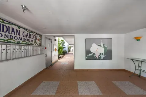 525 Meridian Avenue Miami Beach FL 33139