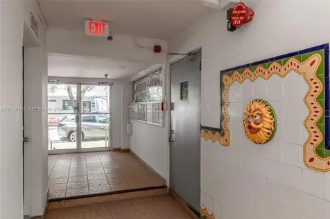 525 Meridian Avenue Miami Beach FL 33139