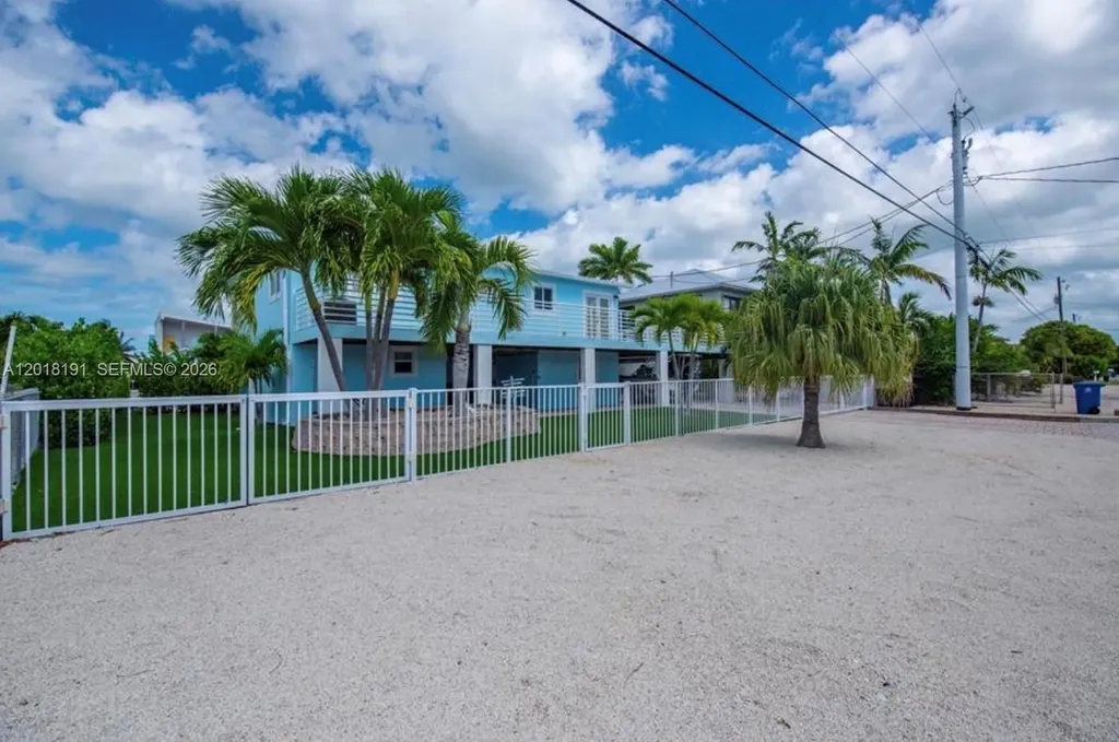 29565 Flying Cloud Avenue Big Pine FL 33043
