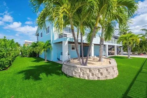 29565 Flying Cloud Avenue Big Pine FL 33043