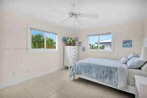 29565 Flying Cloud Avenue Big Pine FL 33043