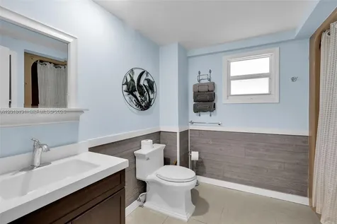 29565 Flying Cloud Avenue Big Pine FL 33043