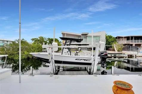 29565 Flying Cloud Avenue Big Pine FL 33043