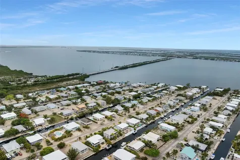 29565 Flying Cloud Avenue Big Pine FL 33043