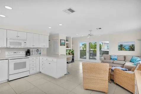 29565 Flying Cloud Avenue Big Pine FL 33043
