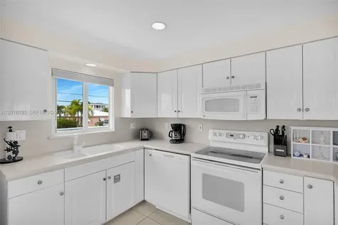 29565 Flying Cloud Avenue Big Pine FL 33043