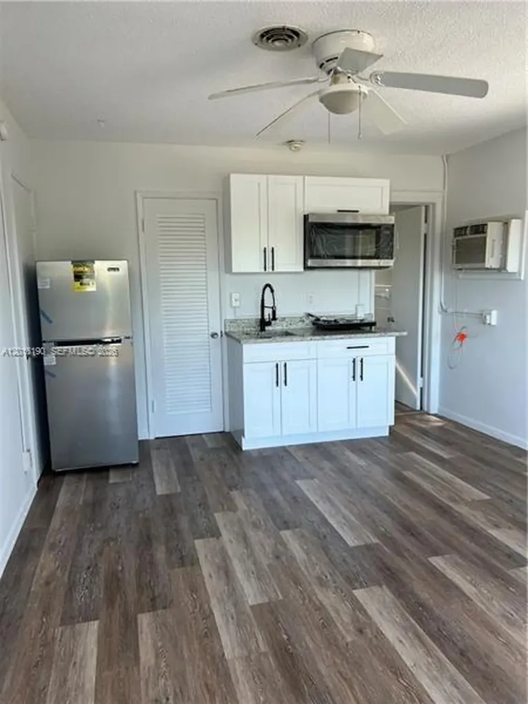 5741 NE 18th Avenue Fort Lauderdale FL 33334