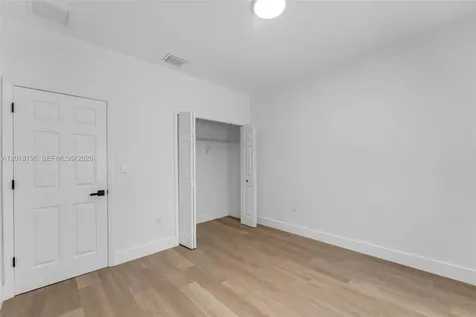 211 SW 15th Terrace Homestead FL 33030