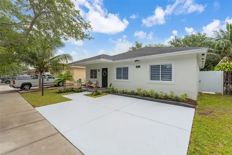 211 SW 15th Terrace Homestead FL 33030
