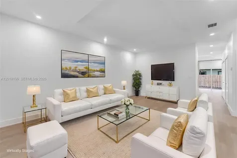 211 SW 15th Terrace Homestead FL 33030