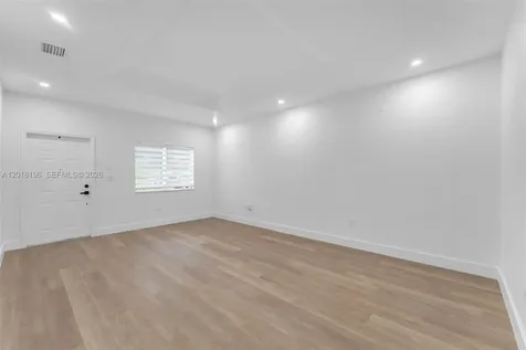 211 SW 15th Terrace Homestead FL 33030