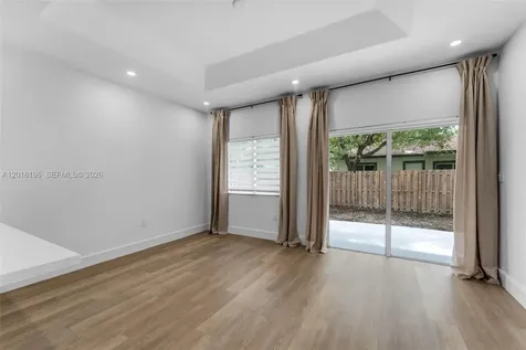 211 SW 15th Terrace Homestead FL 33030