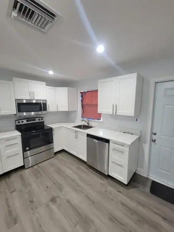 1809 NW 8th Place Fort Lauderdale FL 33311