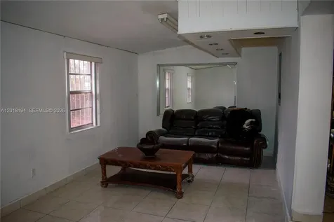 5349 W 14th Lane Hialeah FL 33012