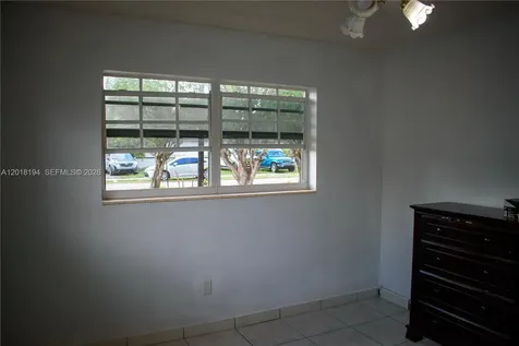 5349 W 14th Lane Hialeah FL 33012