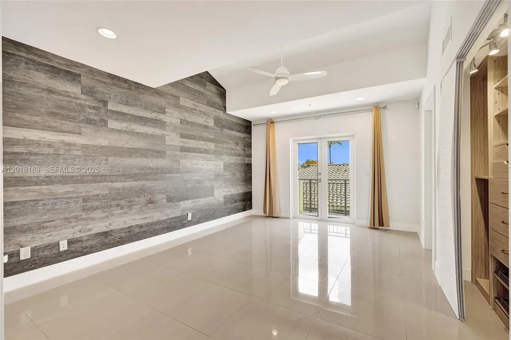 820 NE 7th Street Fort Lauderdale FL 33304