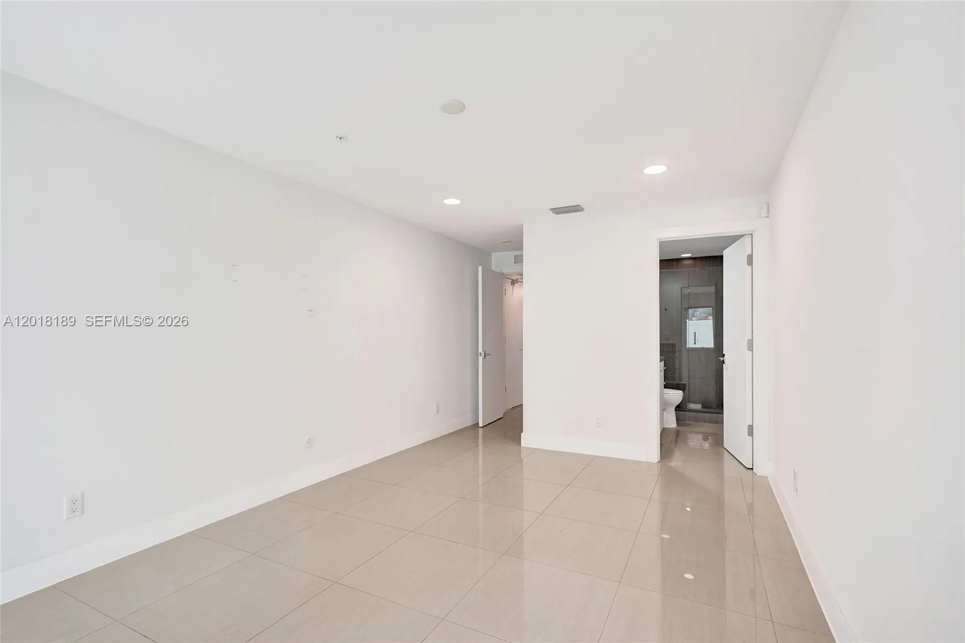 820 NE 7th Street Fort Lauderdale FL 33304