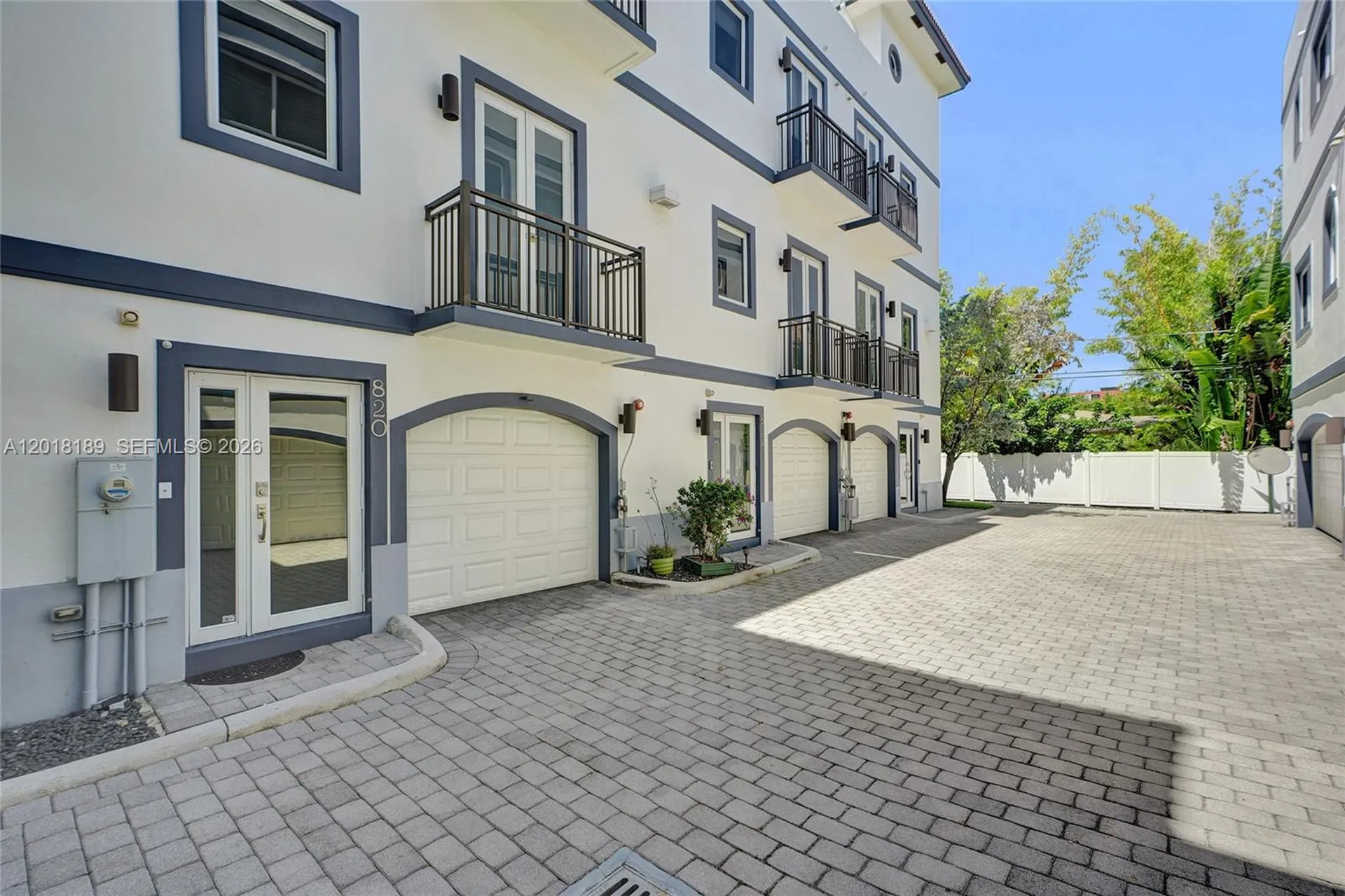820 NE 7th Street Fort Lauderdale FL 33304
