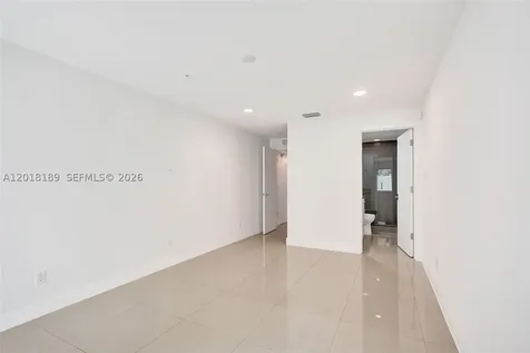820 NE 7th Street Fort Lauderdale FL 33304