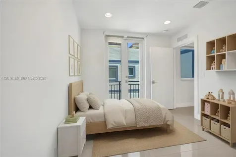 820 NE 7th Street Fort Lauderdale FL 33304