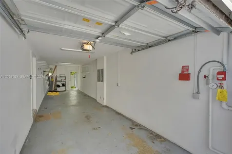 820 NE 7th Street Fort Lauderdale FL 33304