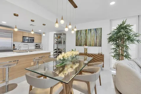 16385 Biscayne Boulevard North Miami Beach FL 33160