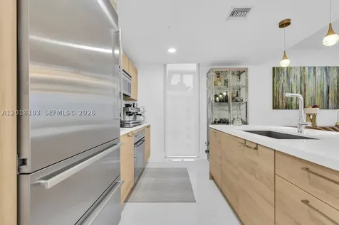 16385 Biscayne Boulevard North Miami Beach FL 33160