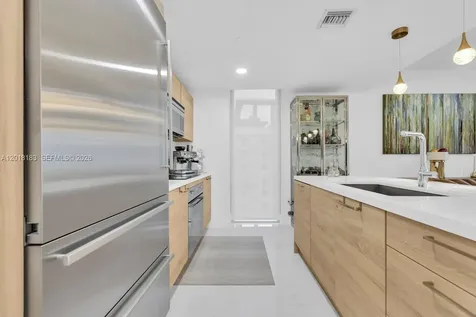 16385 Biscayne Boulevard North Miami Beach FL 33160