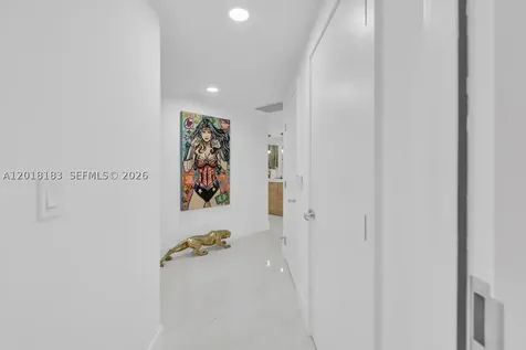 16385 Biscayne Boulevard North Miami Beach FL 33160