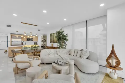 16385 Biscayne Boulevard North Miami Beach FL 33160