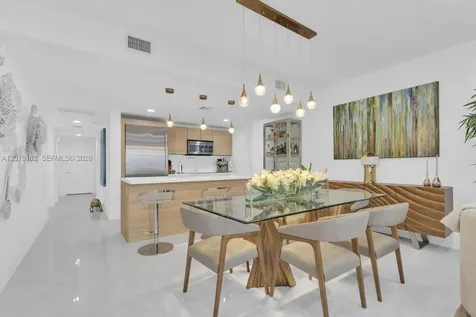 16385 Biscayne Boulevard North Miami Beach FL 33160