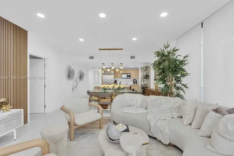 16385 Biscayne Boulevard North Miami Beach FL 33160