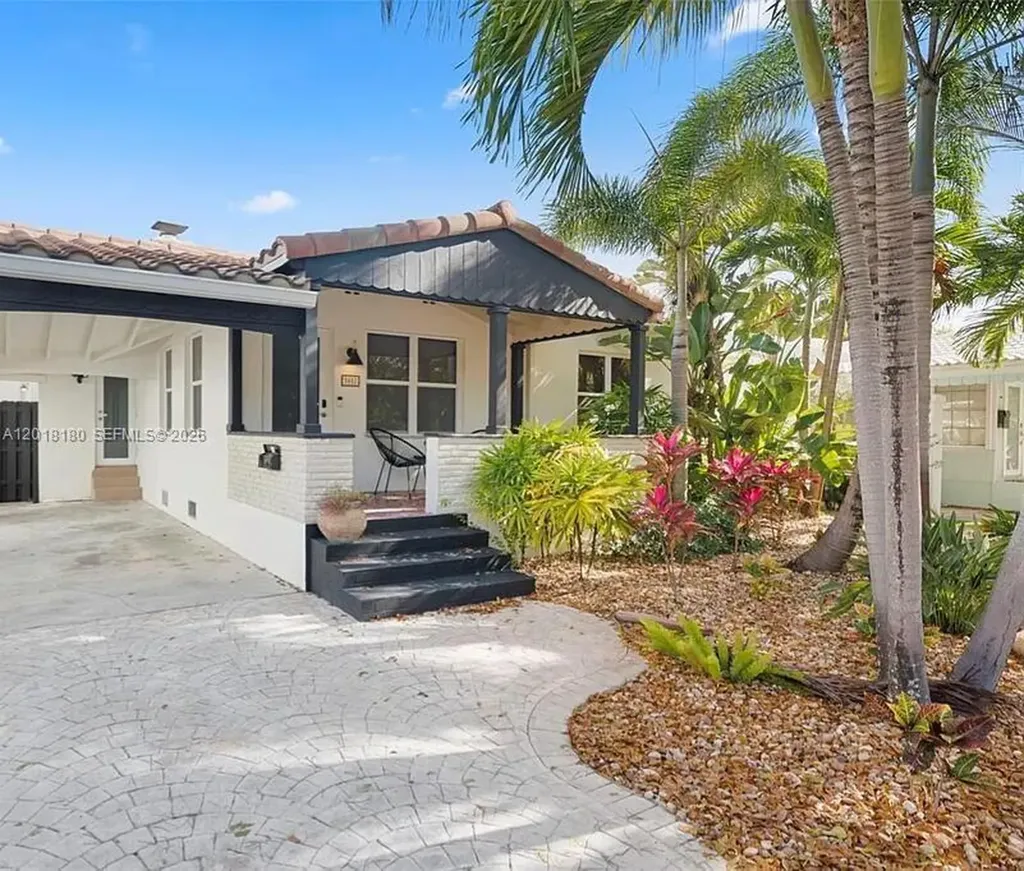 1617 NE 3rd Court Fort Lauderdale FL 33301