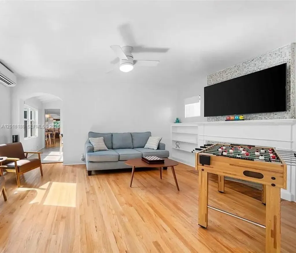 1617 NE 3rd Court Fort Lauderdale FL 33301