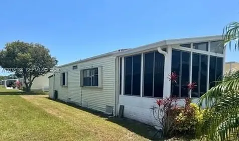 8208 W Bitterbush Lane Port St. Lucie FL 34952