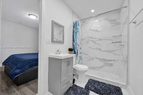 1324 NE 151st Street North Miami Beach FL 33162