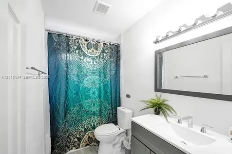 1324 NE 151st Street North Miami Beach FL 33162