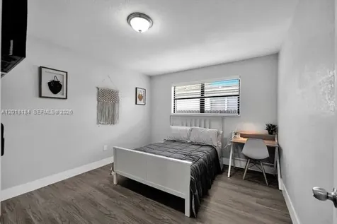 1324 NE 151st Street North Miami Beach FL 33162