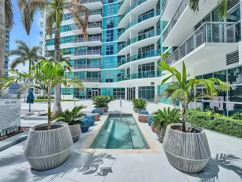 3301 NE 1st Avenue Miami FL 33137