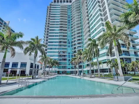 3301 NE 1st Avenue Miami FL 33137