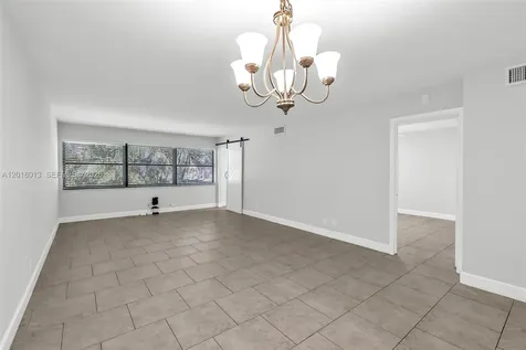 3014 SW 21st Terrace Delray Beach FL 33445