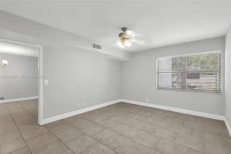 3014 SW 21st Terrace Delray Beach FL 33445