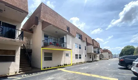 1590 W 46th Street Hialeah FL 33012