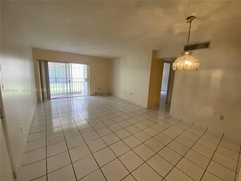 1590 W 46th Street Hialeah FL 33012