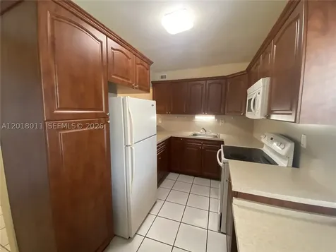 1560 W 46th Street Hialeah FL 33012