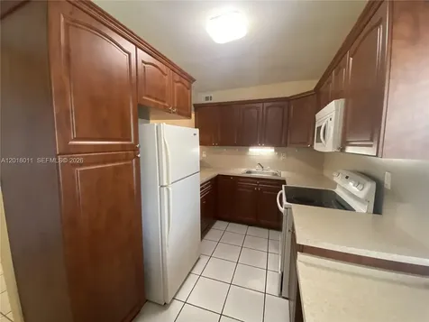1590 W 46th Street Hialeah FL 33012