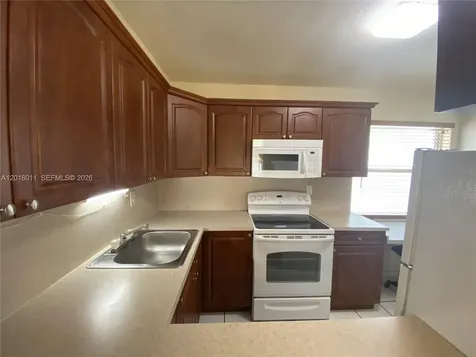 1590 W 46th Street Hialeah FL 33012