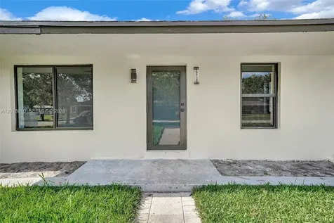 19720 NW 33rd Avenue Miami Gardens FL 33056